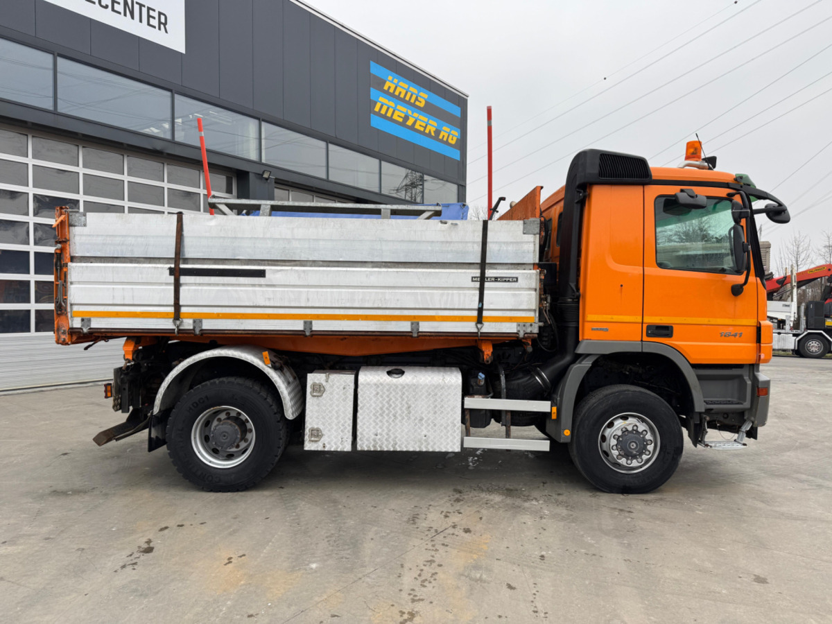 MERCEDES Actros 1841 4x4 mit Schneeplfug - Самоскид вантажівка: фото 4 MERCEDES Actros 1841 4x4 mit Schneeplfug - Самоскид вантажівка: фото 4