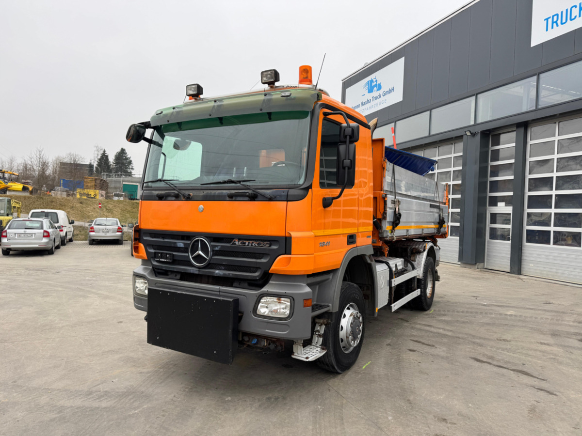 MERCEDES Actros 1841 4x4 mit Schneeplfug - Самоскид вантажівка: фото 2 MERCEDES Actros 1841 4x4 mit Schneeplfug - Самоскид вантажівка: фото 2