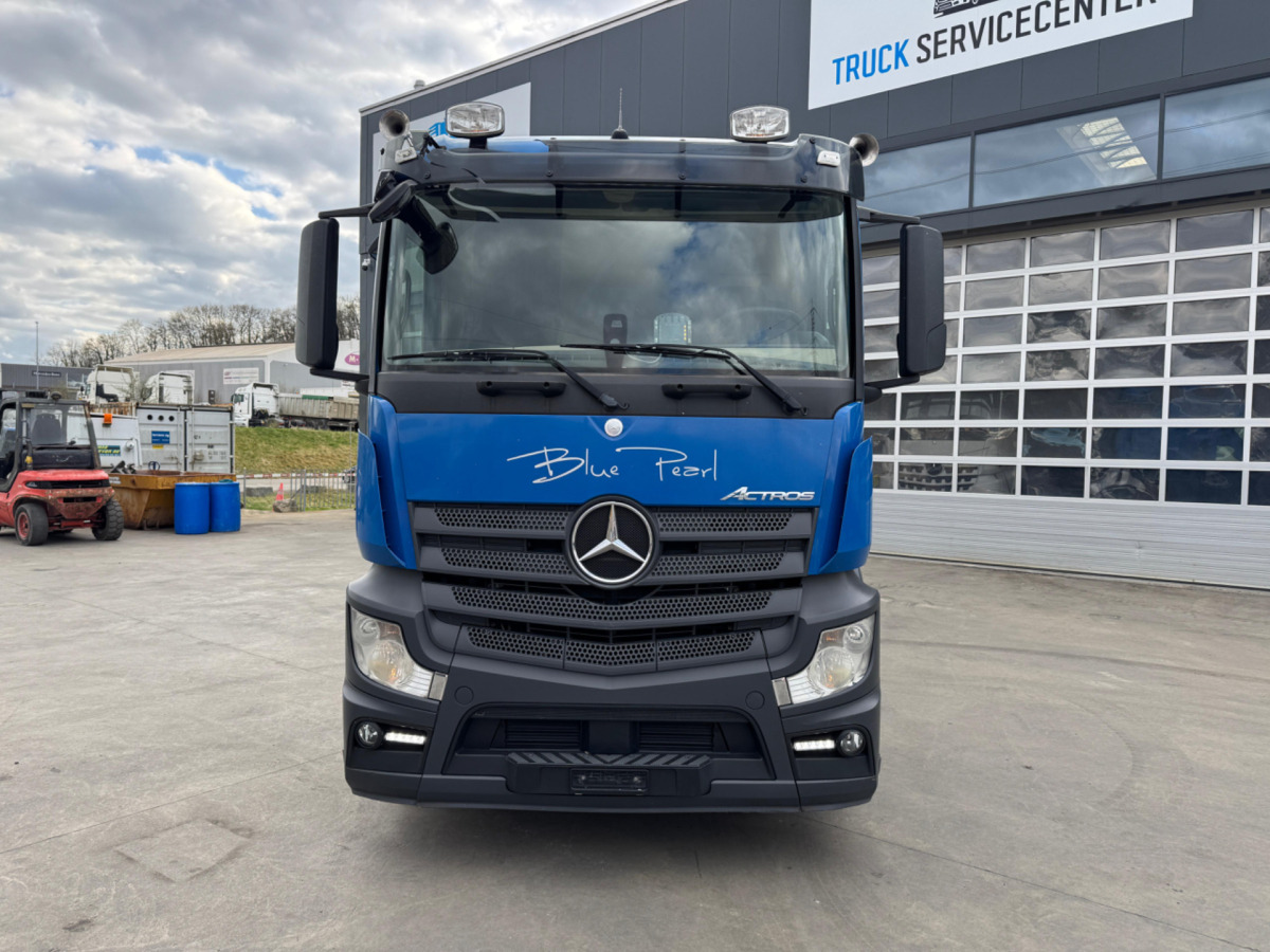 MERCEDES Actros 2545 6x2 - Вантажівка шасі: фото 2 MERCEDES Actros 2545 6x2 - Вантажівка шасі: фото 2