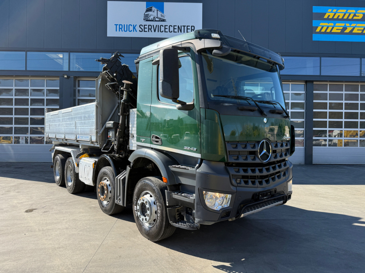 MERCEDES Arocs 3242 8x4 Hiab 166-4 - Самоскид вантажівка, Вантажівка з маніпулятором: фото 5 MERCEDES Arocs 3242 8x4 Hiab 166-4 - Самоскид вантажівка, Вантажівка з маніпулятором: фото 5
