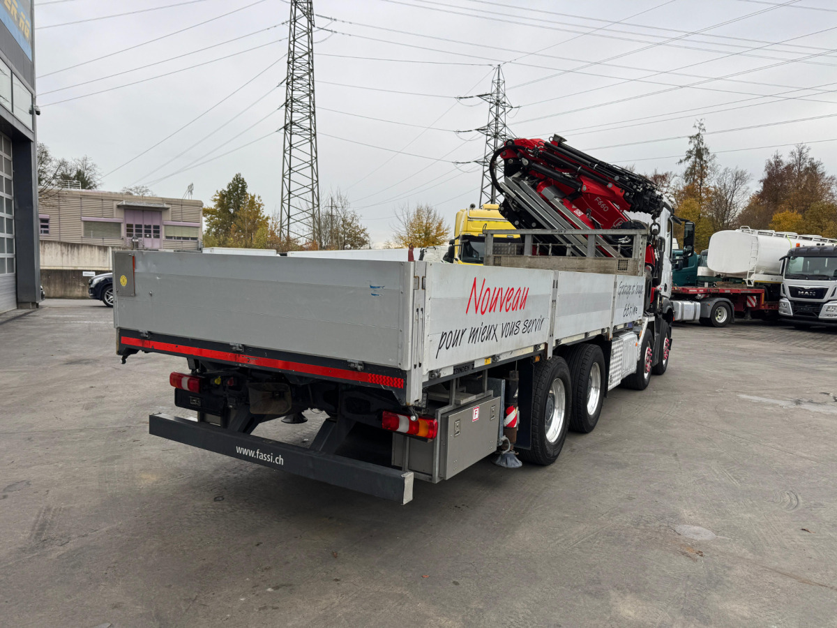Вантажівка з маніпулятором MERCEDES Arocs 3251 8x4 Fassi 660 6-6: фото 6 Вантажівка з маніпулятором MERCEDES Arocs 3251 8x4 Fassi 660 6-6: фото 6