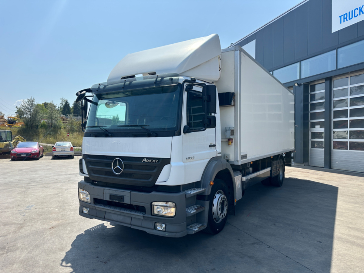 MERCEDES Axor 1833 4x2 Carrier Supra 850 Tiefkühler - Рефрижератор вантажівка: фото 1 MERCEDES Axor 1833 4x2 Carrier Supra 850 Tiefkühler - Рефрижератор вантажівка: фото 1