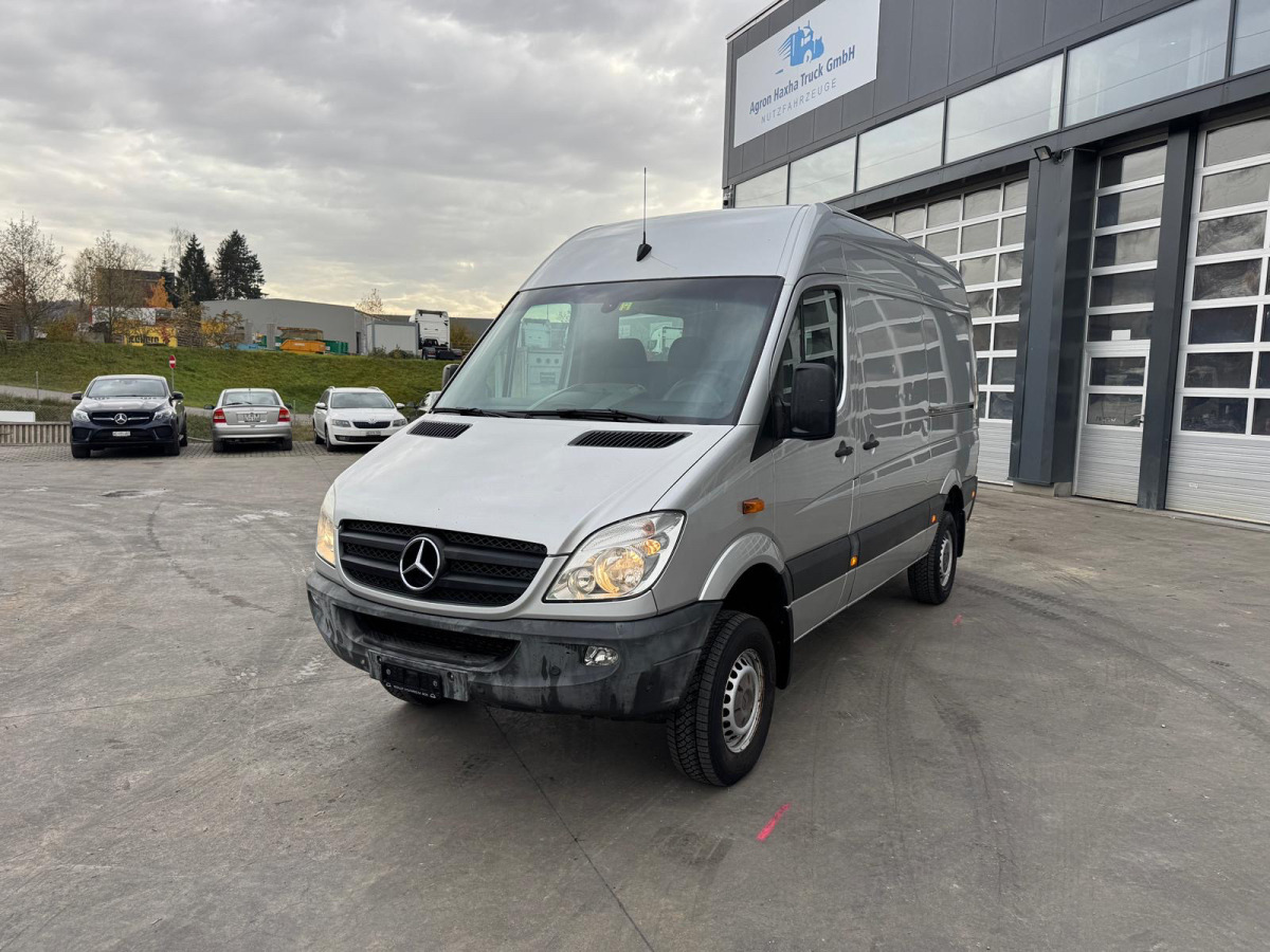 MERCEDES Sprinter 316CDI 4x4 - Суцільнометалевий фургон: фото 1 MERCEDES Sprinter 316CDI 4x4 - Суцільнометалевий фургон: фото 1