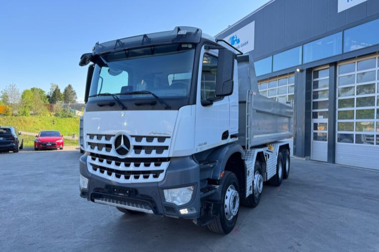 Mercedes-Benz Arocs 3248 8x4 - Самоскид вантажівка: фото 2 Mercedes-Benz Arocs 3248 8x4 - Самоскид вантажівка: фото 2