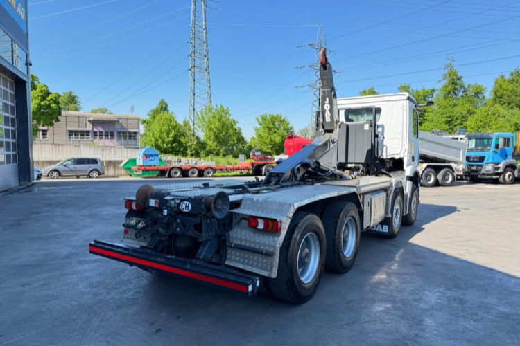 Mercedes-Benz Arocs 3251 8x4 - Гаковий мультиліфт вантажівка: фото 5 Mercedes-Benz Arocs 3251 8x4 - Гаковий мультиліфт вантажівка: фото 5