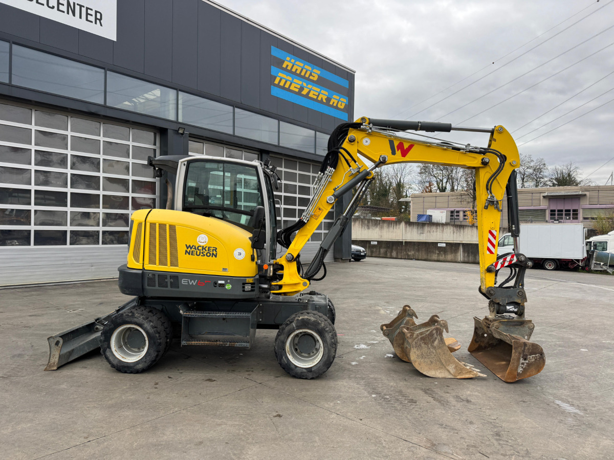 NEUSON EW65 E14-2 Powertilt 3x Schaufeln - Колісний екскаватор: фото 3 NEUSON EW65 E14-2 Powertilt 3x Schaufeln - Колісний екскаватор: фото 3