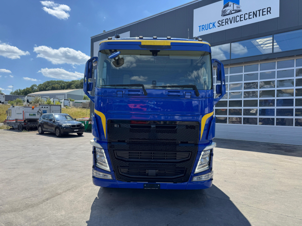 VOLVO FH-540 4x4H - Тягач: фото 2 VOLVO FH-540 4x4H - Тягач: фото 2