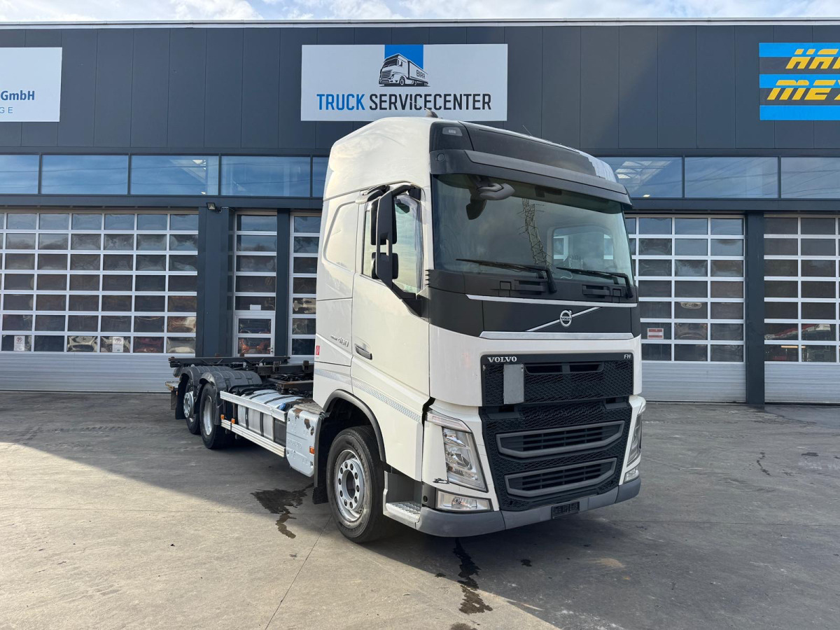 VOLVO FH-460 6x2 BDF - Контейнеровоз/ Змінний кузов вантажівка: фото 3 VOLVO FH-460 6x2 BDF - Контейнеровоз/ Змінний кузов вантажівка: фото 3