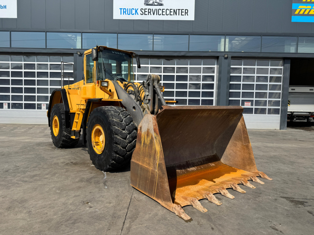 VOLVO L150E - Колісний навантажувач: фото 2 VOLVO L150E - Колісний навантажувач: фото 2