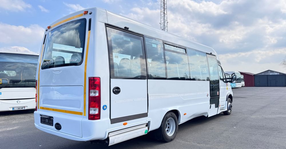 Irisbus Iveco / DURISOTTI / -28miejsc /euro5/ mała klima / winda / 114000 zł netto - Мікроавтобус, Пасажирський фургон: фото 4 Irisbus Iveco / DURISOTTI / -28miejsc /euro5/ mała klima / winda / 114000 zł netto - Мікроавтобус, Пасажирський фургон: фото 4