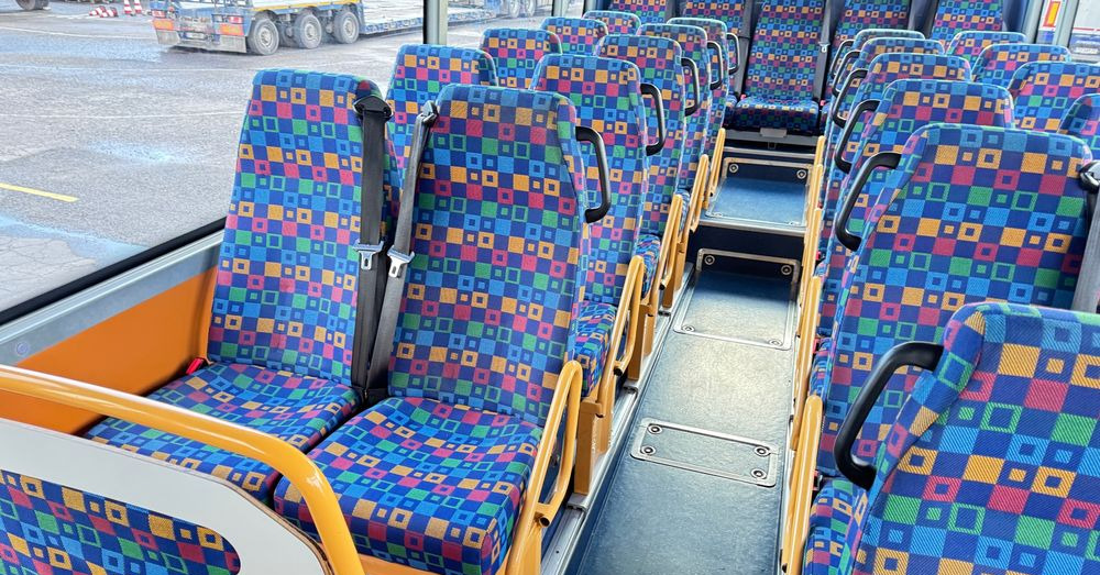Irisbus Recreo Crosway / KLIMATYZACJA/ 59+1 miejsc/ tector / CENA: 78000zł netto - Приміський автобус: фото 5 Irisbus Recreo Crosway / KLIMATYZACJA/ 59+1 miejsc/ tector / CENA: 78000zł netto - Приміський автобус: фото 5