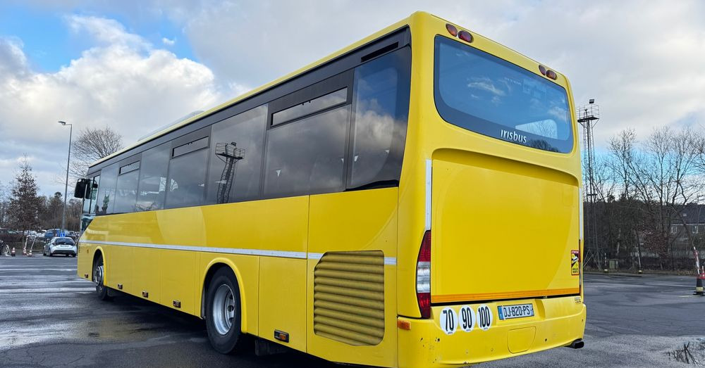Irisbus Recreo Crosway / KLIMATYZACJA/ 59+1 miejsc/ tector / CENA: 78000zł netto - Приміський автобус: фото 3 Irisbus Recreo Crosway / KLIMATYZACJA/ 59+1 miejsc/ tector / CENA: 78000zł netto - Приміський автобус: фото 3