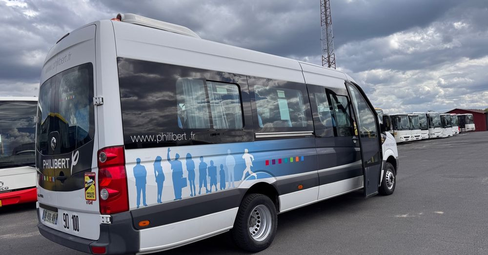 Volkswagen Crafter / KLIMATYZACJA / 23 miejsca / 128000km przebieg !!/ Cena:139000 zł netto - Мікроавтобус, Пасажирський фургон: фото 2 Volkswagen Crafter / KLIMATYZACJA / 23 miejsca / 128000km przebieg !!/ Cena:139000 zł netto - Мікроавтобус, Пасажирський фургон: фото 2