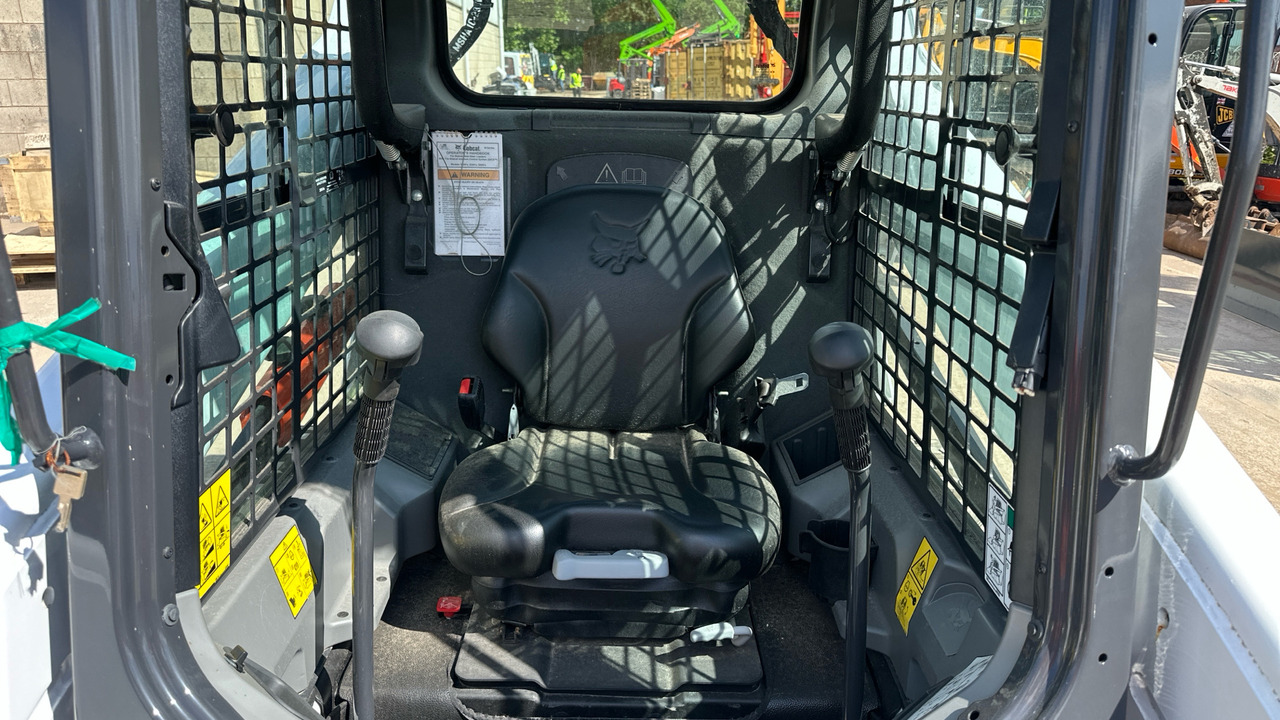BOBCAT S530 - Міні-навантажувач: фото 5 BOBCAT S530 - Міні-навантажувач: фото 5