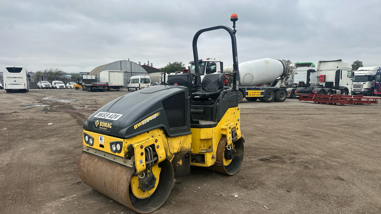 BOMAG BW120AD-5 - Дорожній каток: фото 2 BOMAG BW120AD-5 - Дорожній каток: фото 2