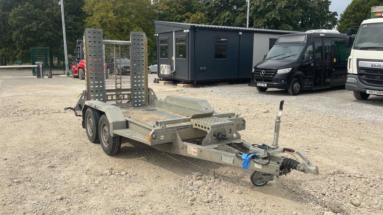BRIAN JAMES CARGO DIGGER T-02-T - Причіп для перевезення спецтехніки: фото 1 BRIAN JAMES CARGO DIGGER T-02-T - Причіп для перевезення спецтехніки: фото 1