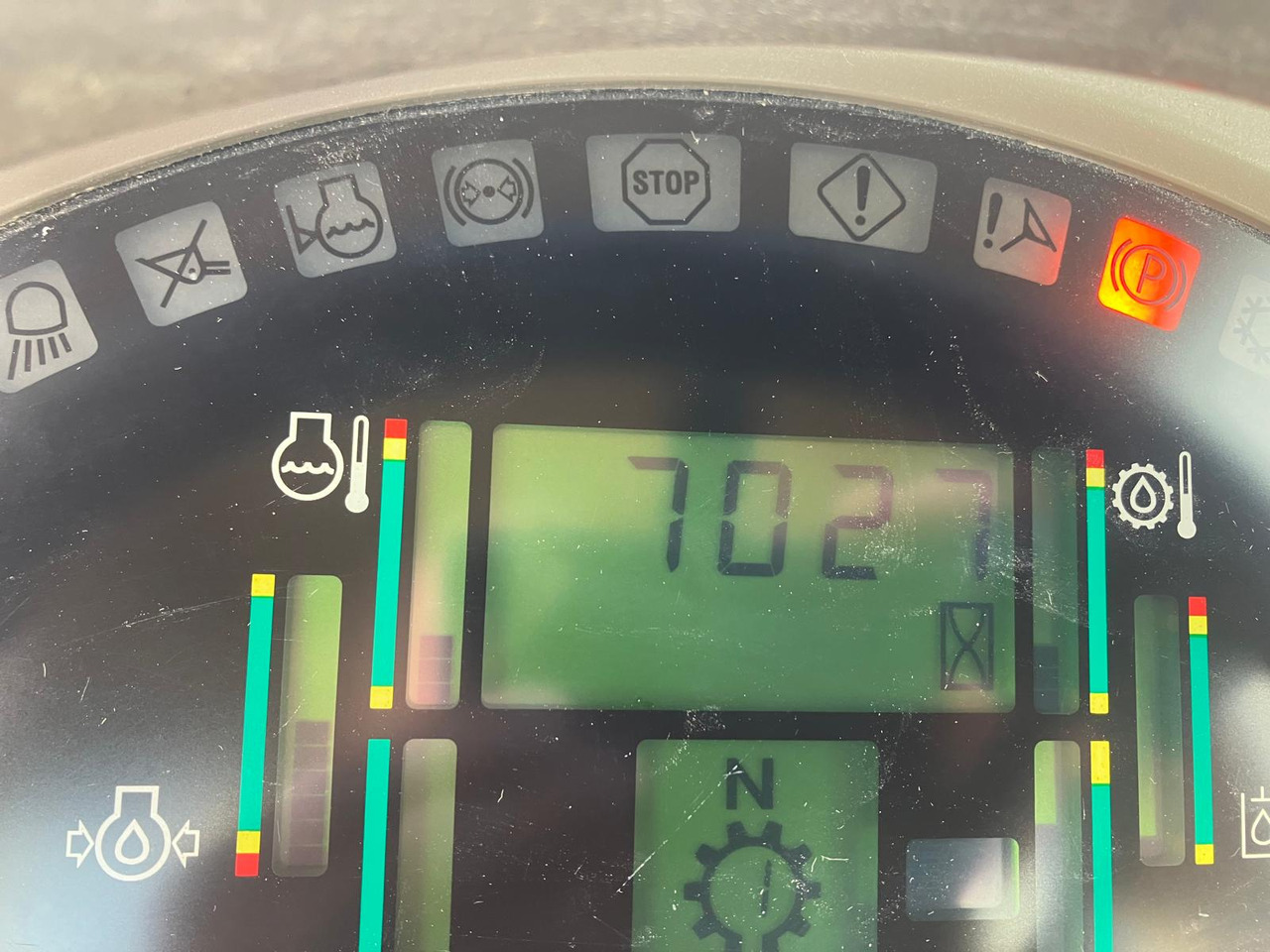 CASE 821C - Колісний навантажувач: фото 4 CASE 821C - Колісний навантажувач: фото 4