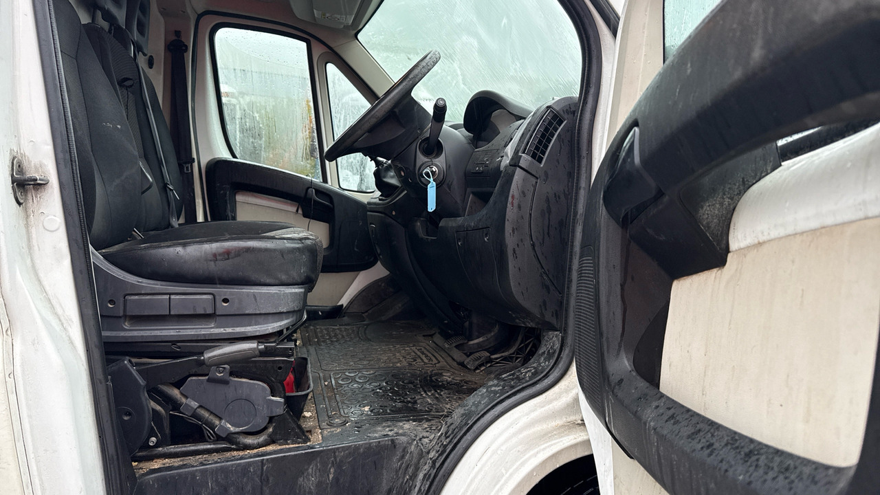 CITROEN RELAY 35 2.2 HDi 130ps - Суцільнометалевий фургон: фото 5 CITROEN RELAY 35 2.2 HDi 130ps - Суцільнометалевий фургон: фото 5