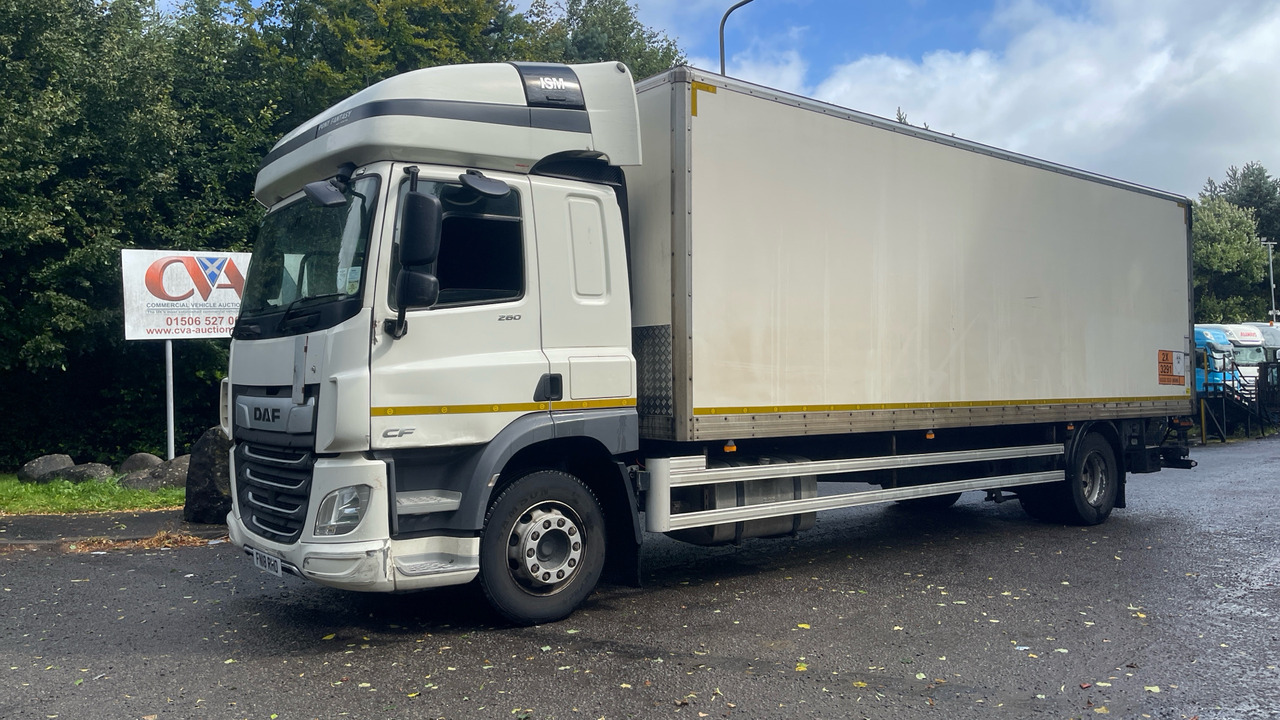 DAF CF 260 - Вантажівка з закритим кузовом: фото 2 DAF CF 260 - Вантажівка з закритим кузовом: фото 2