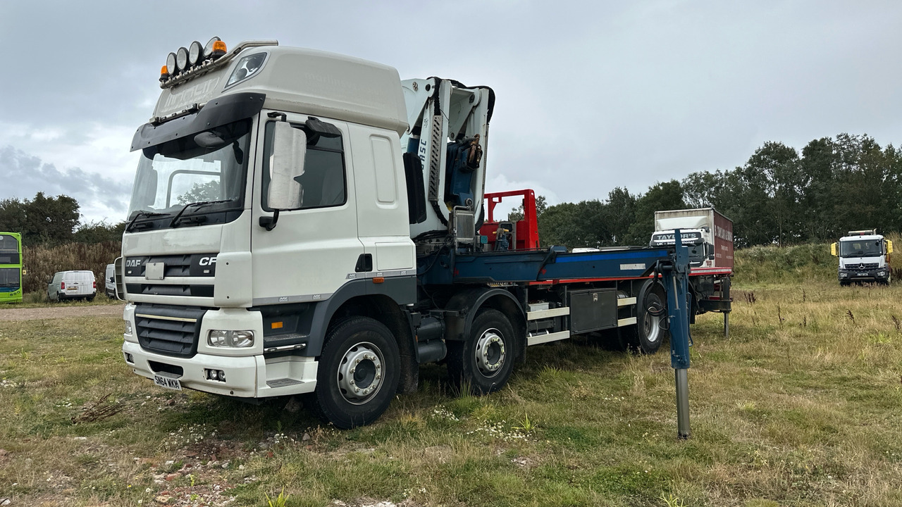 DAF CF 85 - Бортова вантажівка/ Платформа, Вантажівка з маніпулятором: фото 2 DAF CF 85 - Бортова вантажівка/ Платформа, Вантажівка з маніпулятором: фото 2