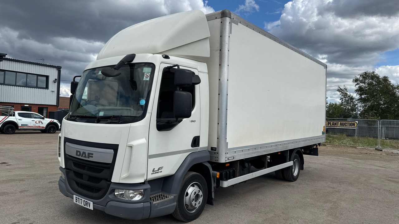 DAF LF 180 - Вантажівка з закритим кузовом: фото 2 DAF LF 180 - Вантажівка з закритим кузовом: фото 2