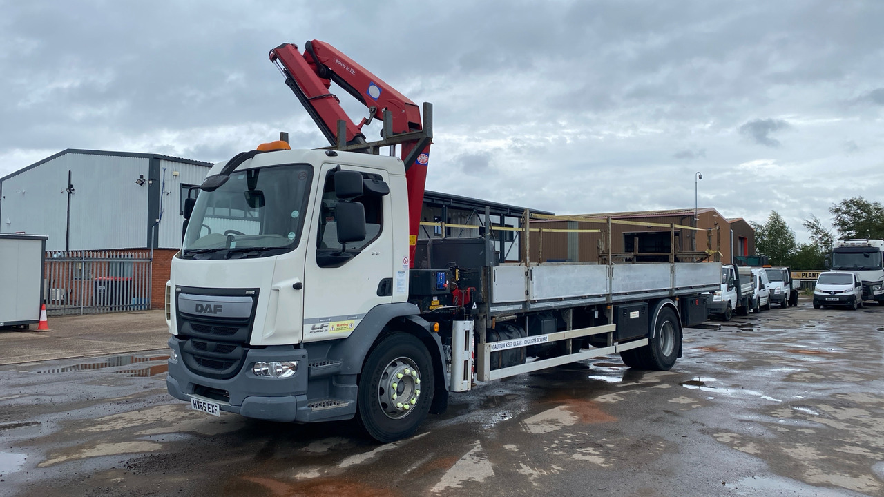 DAF LF 220 - Бортова вантажівка/ Платформа, Вантажівка з маніпулятором: фото 2 DAF LF 220 - Бортова вантажівка/ Платформа, Вантажівка з маніпулятором: фото 2