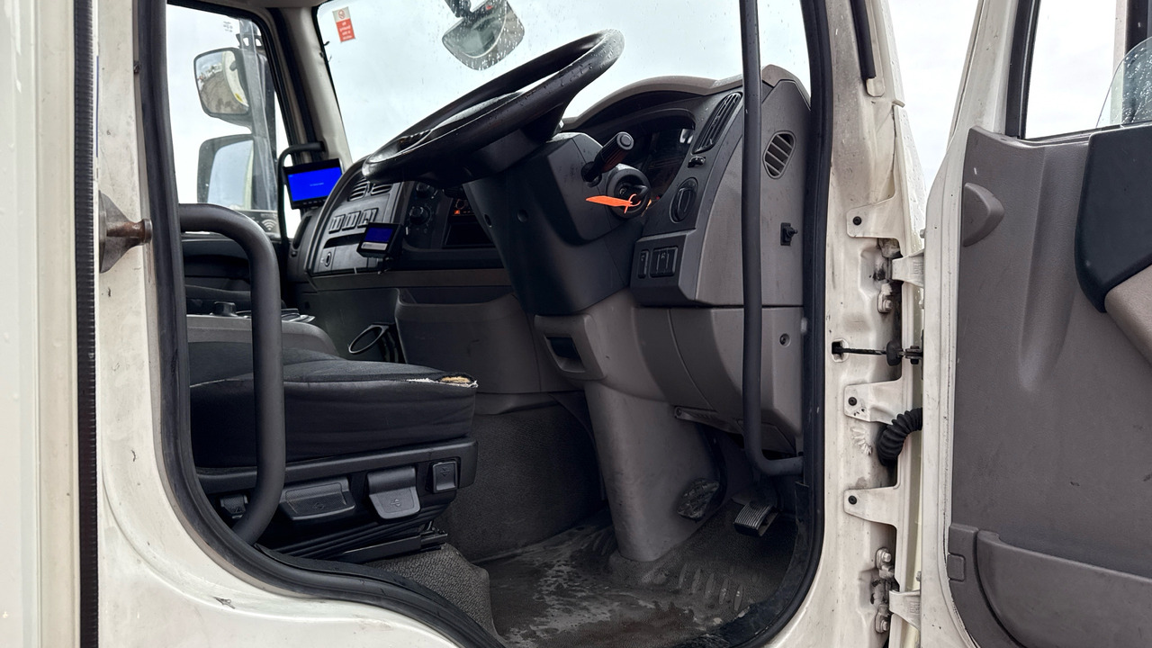 DAF LF 320 - Вантажівка з закритим кузовом: фото 5 DAF LF 320 - Вантажівка з закритим кузовом: фото 5