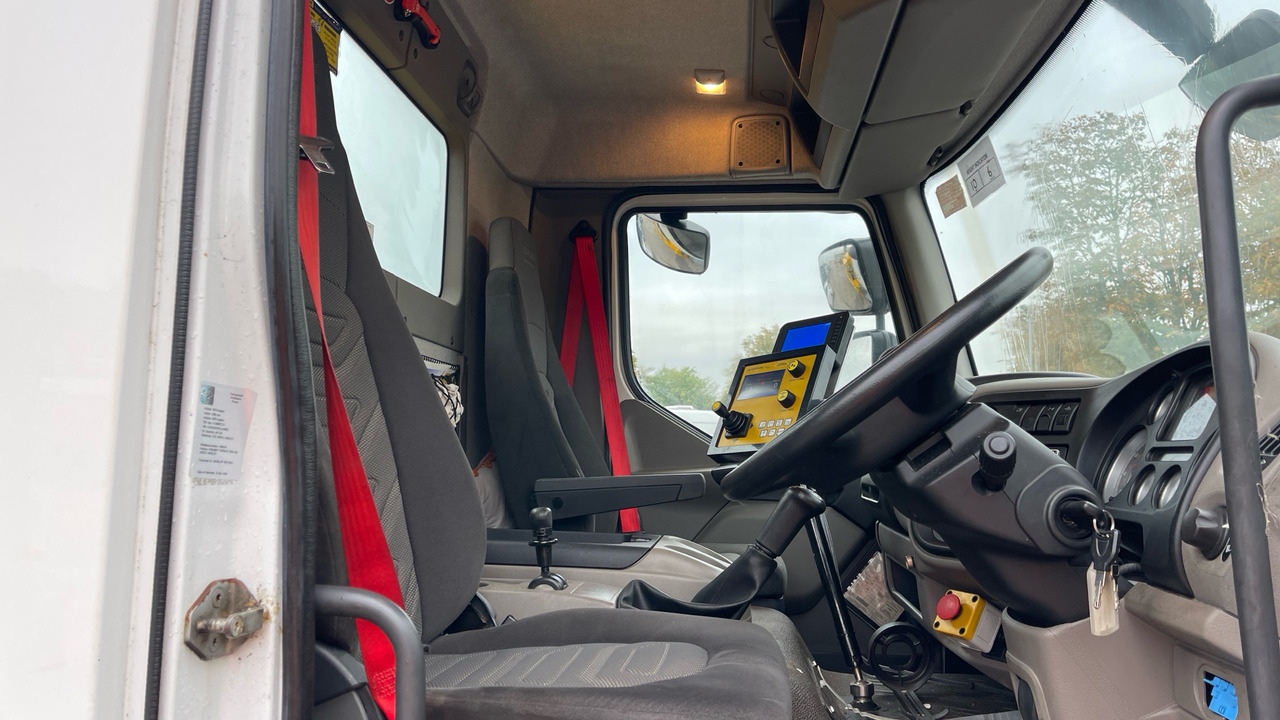 DAF LF 55.220 - Снігоприбиральна машина: фото 5 DAF LF 55.220 - Снігоприбиральна машина: фото 5