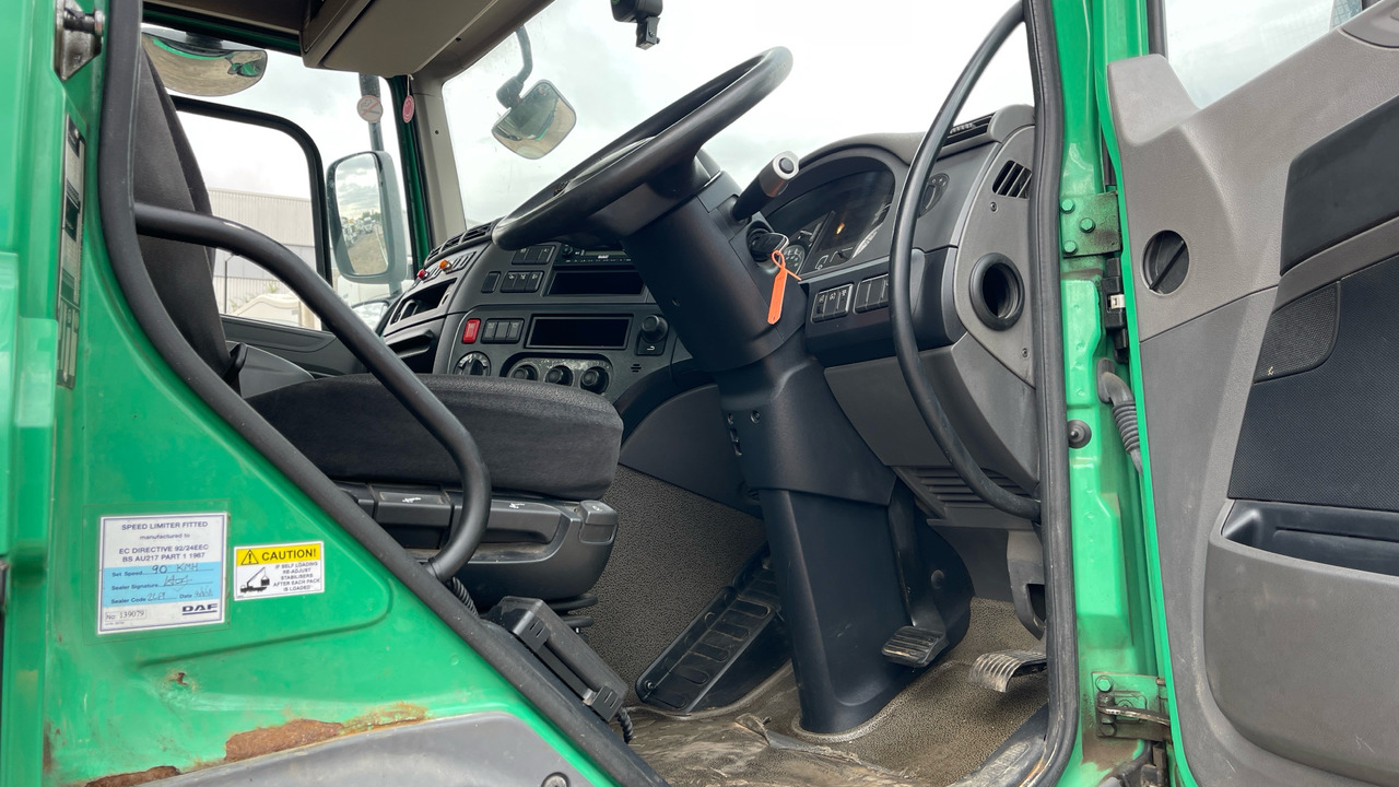 Daf CF 310 - Бортова вантажівка/ Платформа, Вантажівка з маніпулятором: фото 5 Daf CF 310 - Бортова вантажівка/ Платформа, Вантажівка з маніпулятором: фото 5