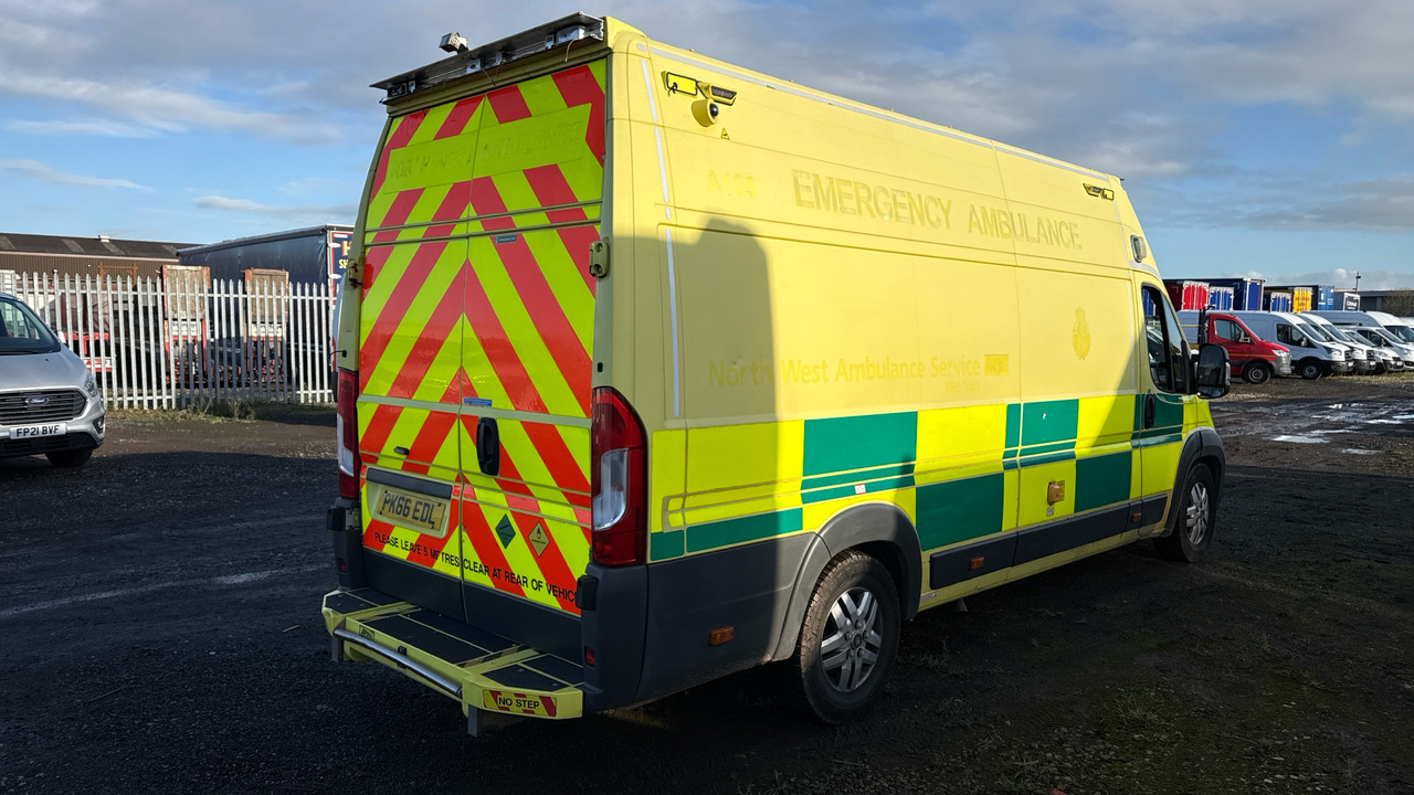 FIAT DUCATO 42 2.3 MULTIJET II - Карета швидкої допомоги: фото 4 FIAT DUCATO 42 2.3 MULTIJET II - Карета швидкої допомоги: фото 4