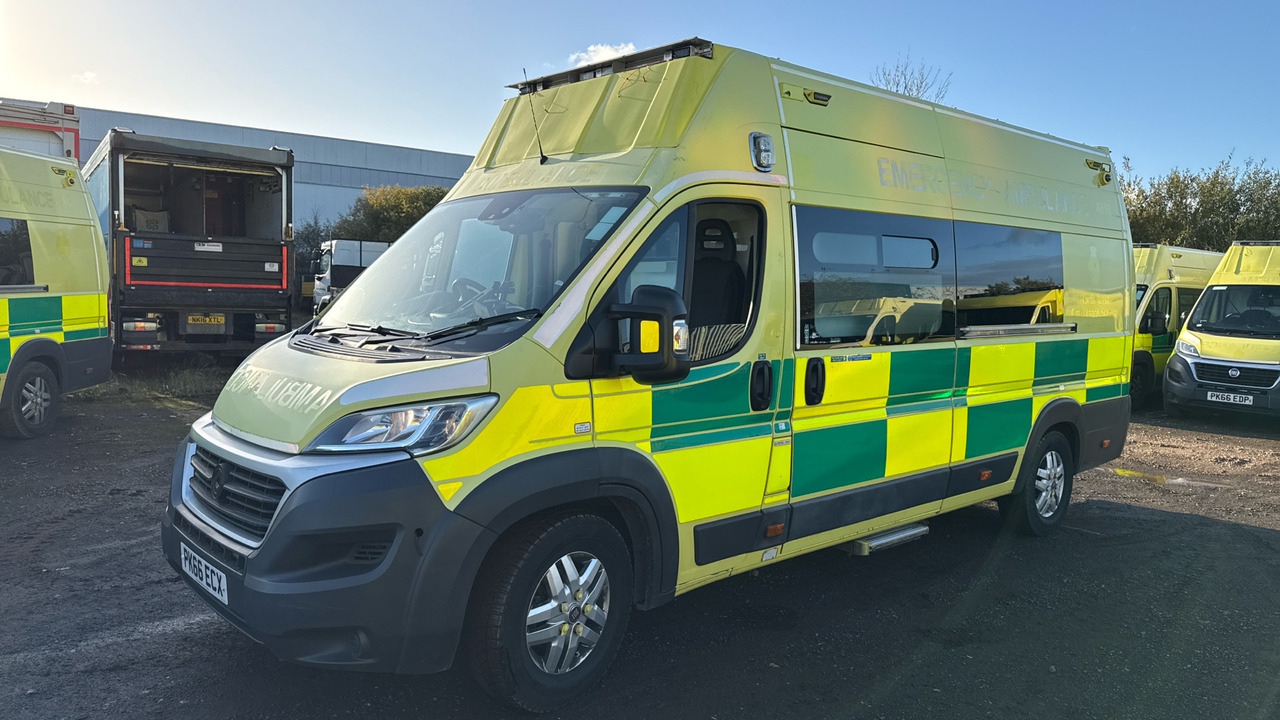 FIAT DUCATO 42 2.3 MULTIJET II - Карета швидкої допомоги: фото 2 FIAT DUCATO 42 2.3 MULTIJET II - Карета швидкої допомоги: фото 2