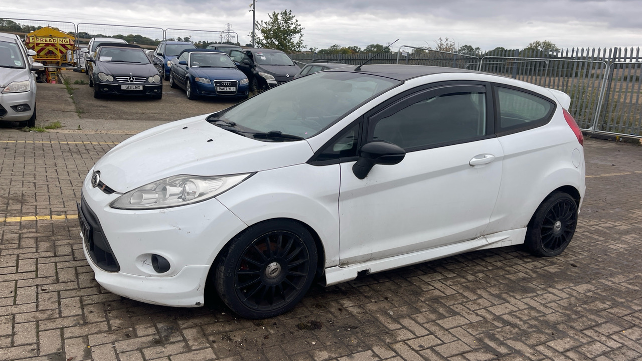 FORD FIESTA S 90 1.6 TDCI ZETEC - Хетчбек: фото 2 FORD FIESTA S 90 1.6 TDCI ZETEC - Хетчбек: фото 2