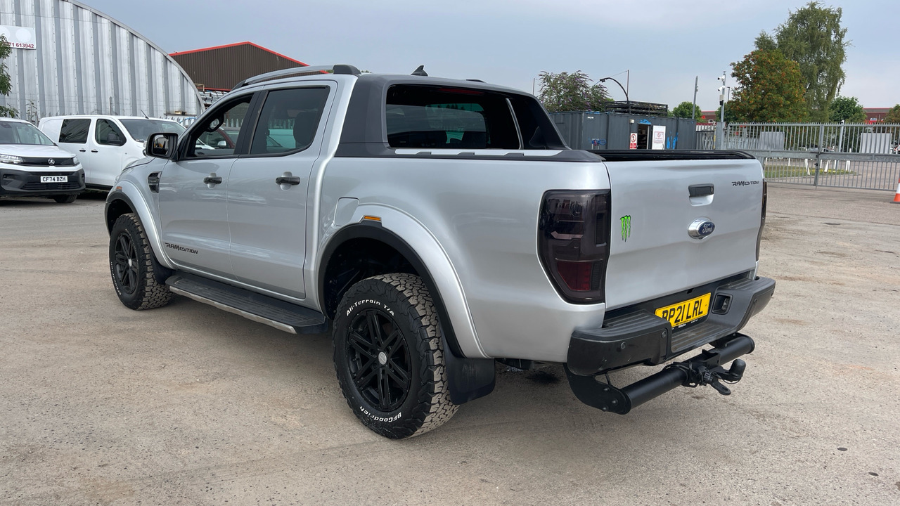 FORD RANGER 2.0 ECOBLUE WILDTRAK 213 - Пікап, Вантажопасажирський фургон: фото 3 FORD RANGER 2.0 ECOBLUE WILDTRAK 213 - Пікап, Вантажопасажирський фургон: фото 3