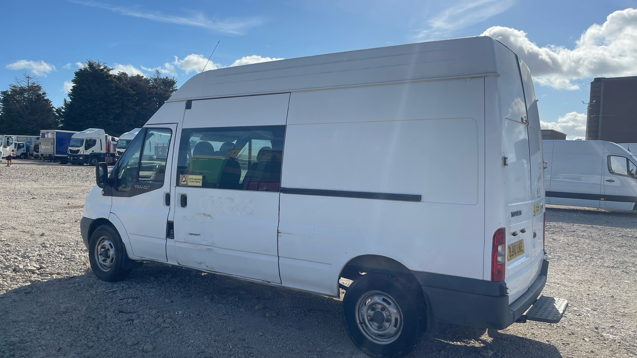 FORD TRANSIT 115 2.4 TDCI 115PS - Вантажопасажирський фургон: фото 3 FORD TRANSIT 115 2.4 TDCI 115PS - Вантажопасажирський фургон: фото 3