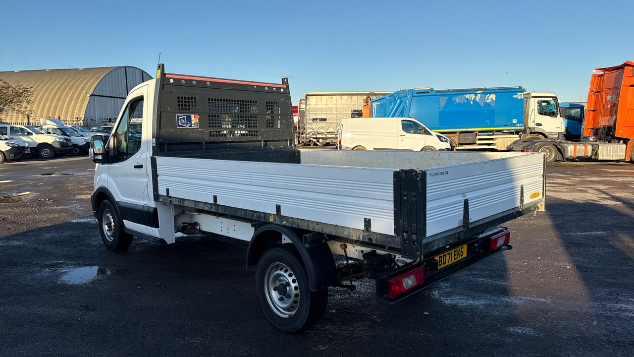 FORD TRANSIT 350 2.0 ECOBLUE 130PS - Малотоннажний самоскид: фото 3 FORD TRANSIT 350 2.0 ECOBLUE 130PS - Малотоннажний самоскид: фото 3