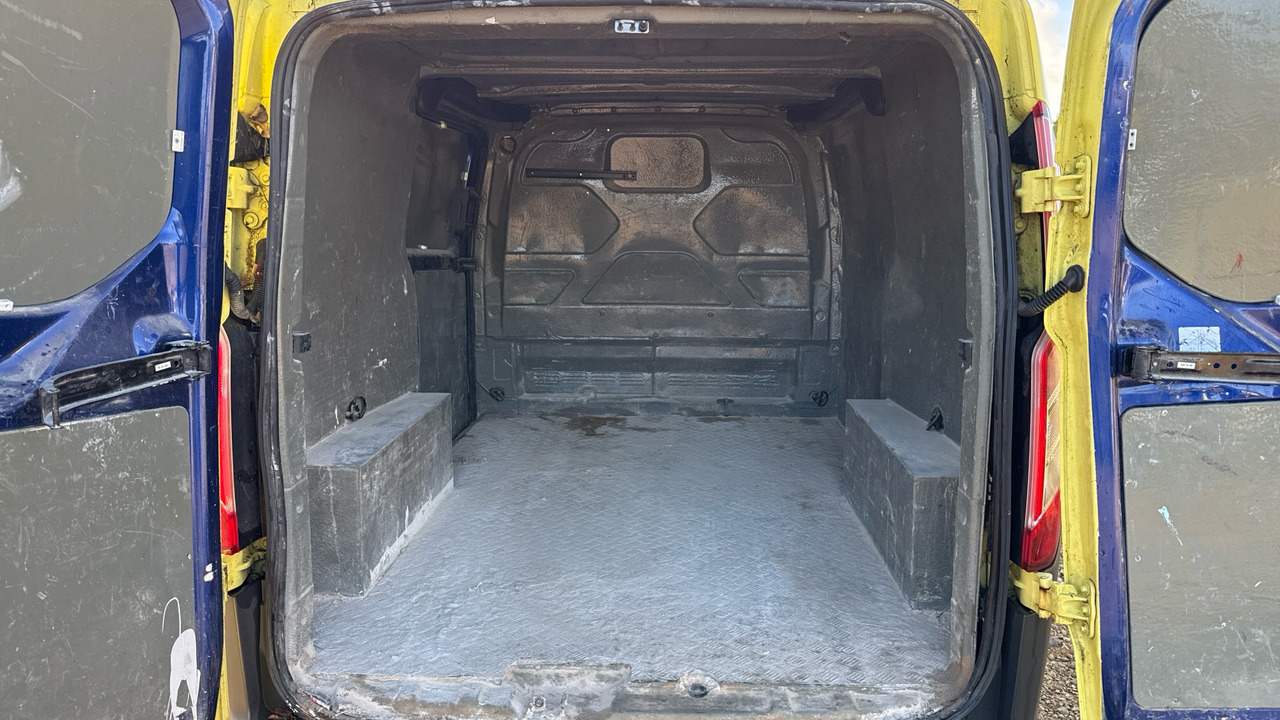 Легковий фургон FORD TRANSIT CUSTOM 290 2.2 TDCI 125PS: фото 9 Легковий фургон FORD TRANSIT CUSTOM 290 2.2 TDCI 125PS: фото 9
