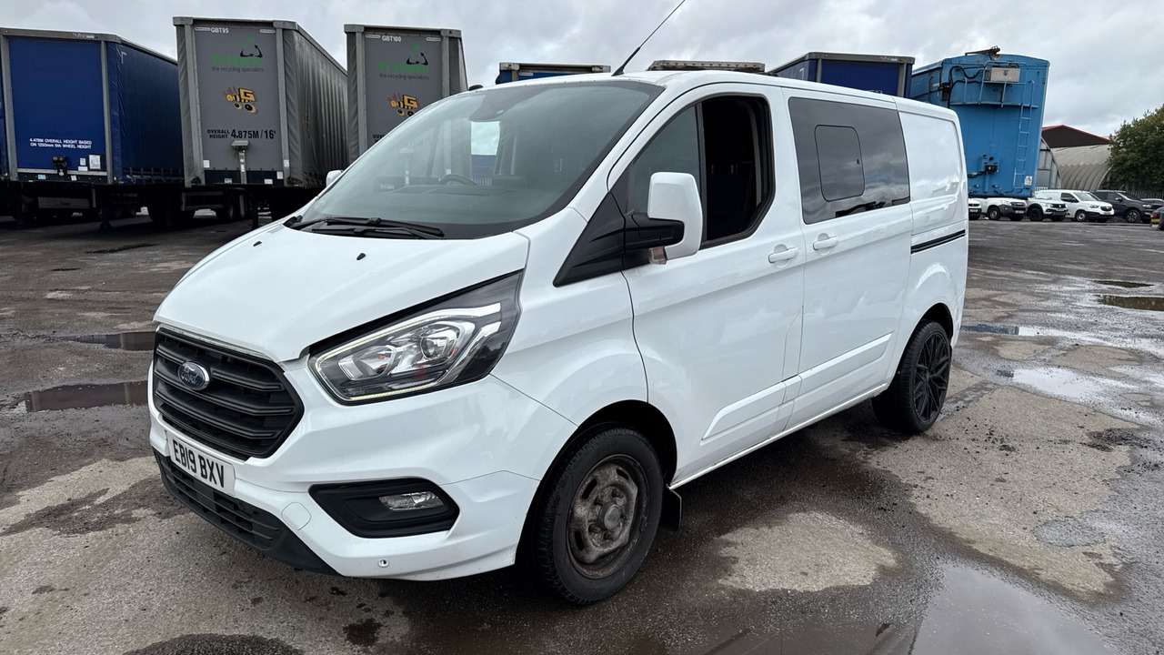 FORD TRANSIT CUSTOM 300 2.0 ECOBLUE 130PS - Вантажопасажирський фургон: фото 2 FORD TRANSIT CUSTOM 300 2.0 ECOBLUE 130PS - Вантажопасажирський фургон: фото 2