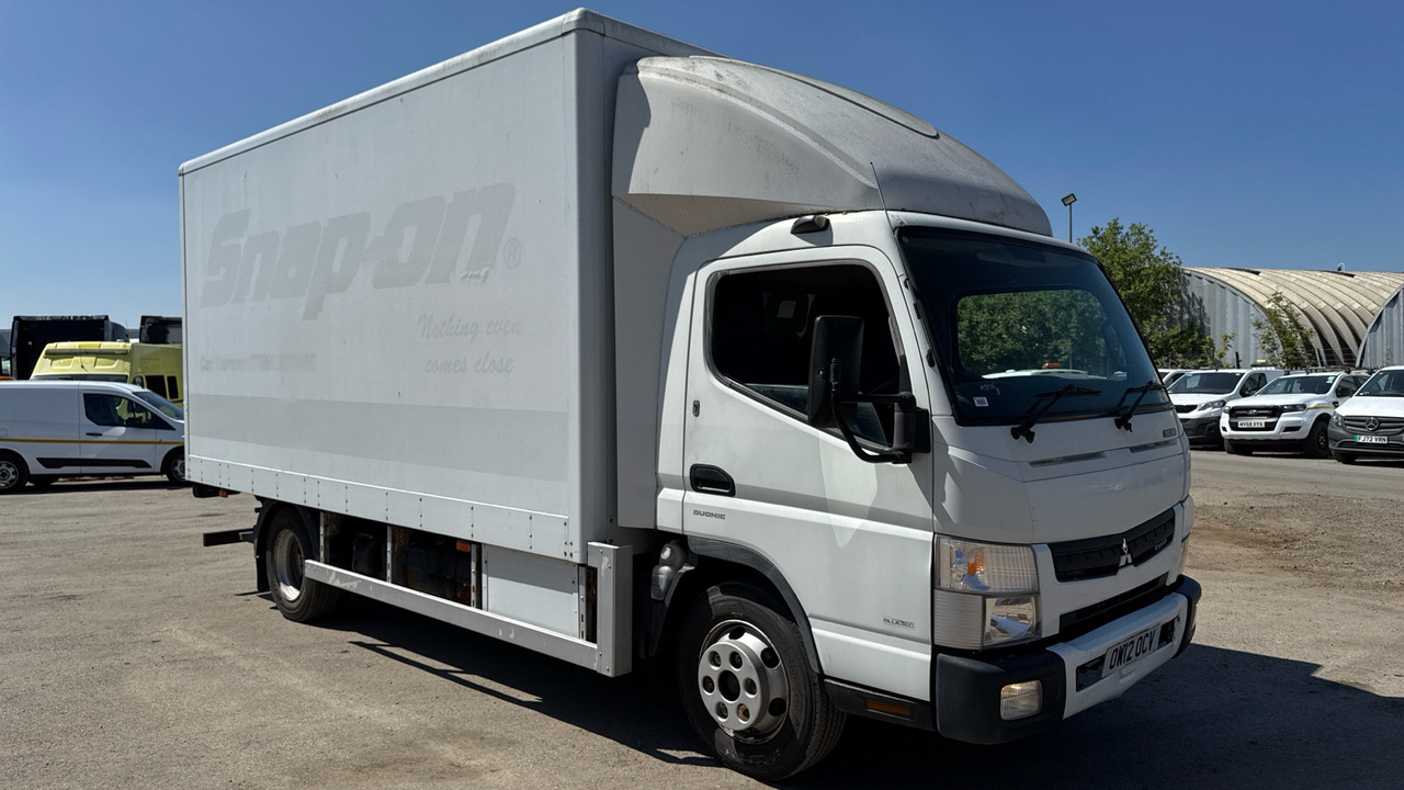 FUSO CANTER 7C18 - Вантажівка з закритим кузовом: фото 1 FUSO CANTER 7C18 - Вантажівка з закритим кузовом: фото 1