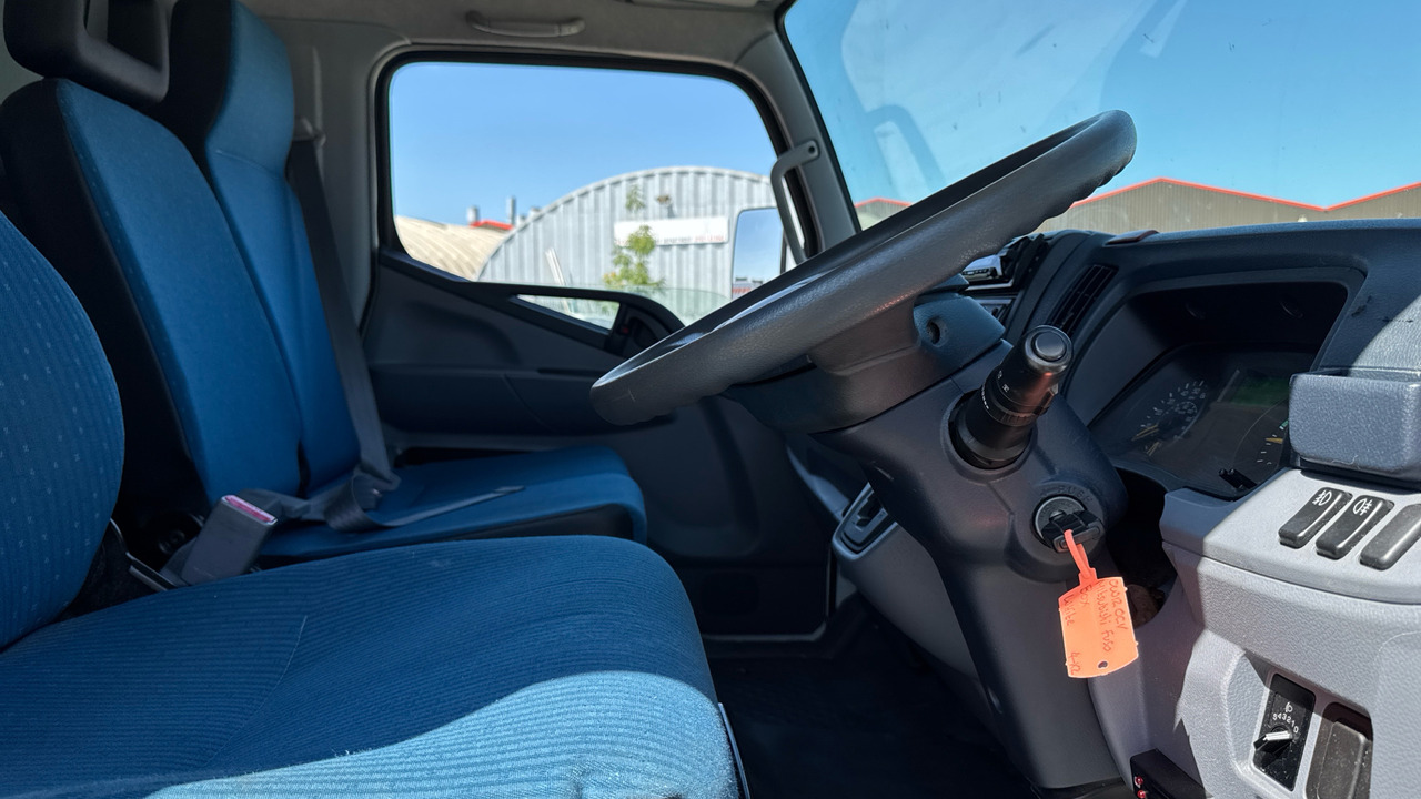 FUSO CANTER 7C18 - Вантажівка з закритим кузовом: фото 5 FUSO CANTER 7C18 - Вантажівка з закритим кузовом: фото 5