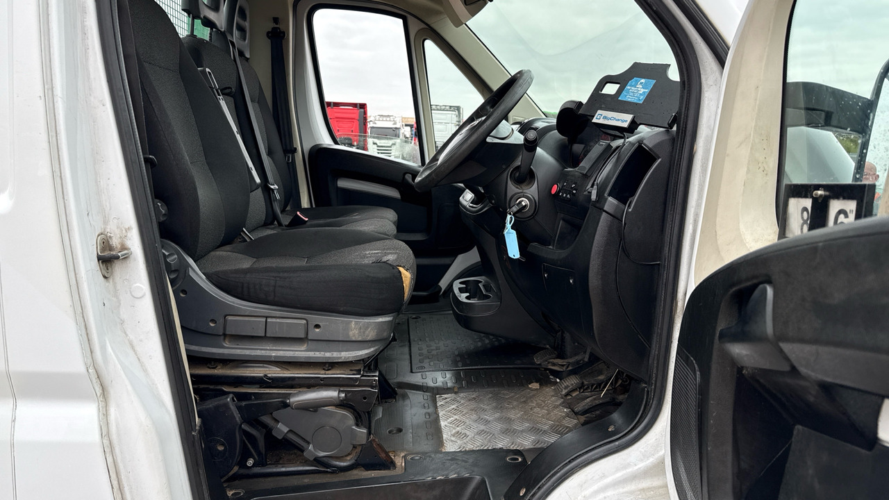 Fiat Ducato 35 2.3 MULTIJET 140PS - Легка бортова вантажівка: фото 5 Fiat Ducato 35 2.3 MULTIJET 140PS - Легка бортова вантажівка: фото 5