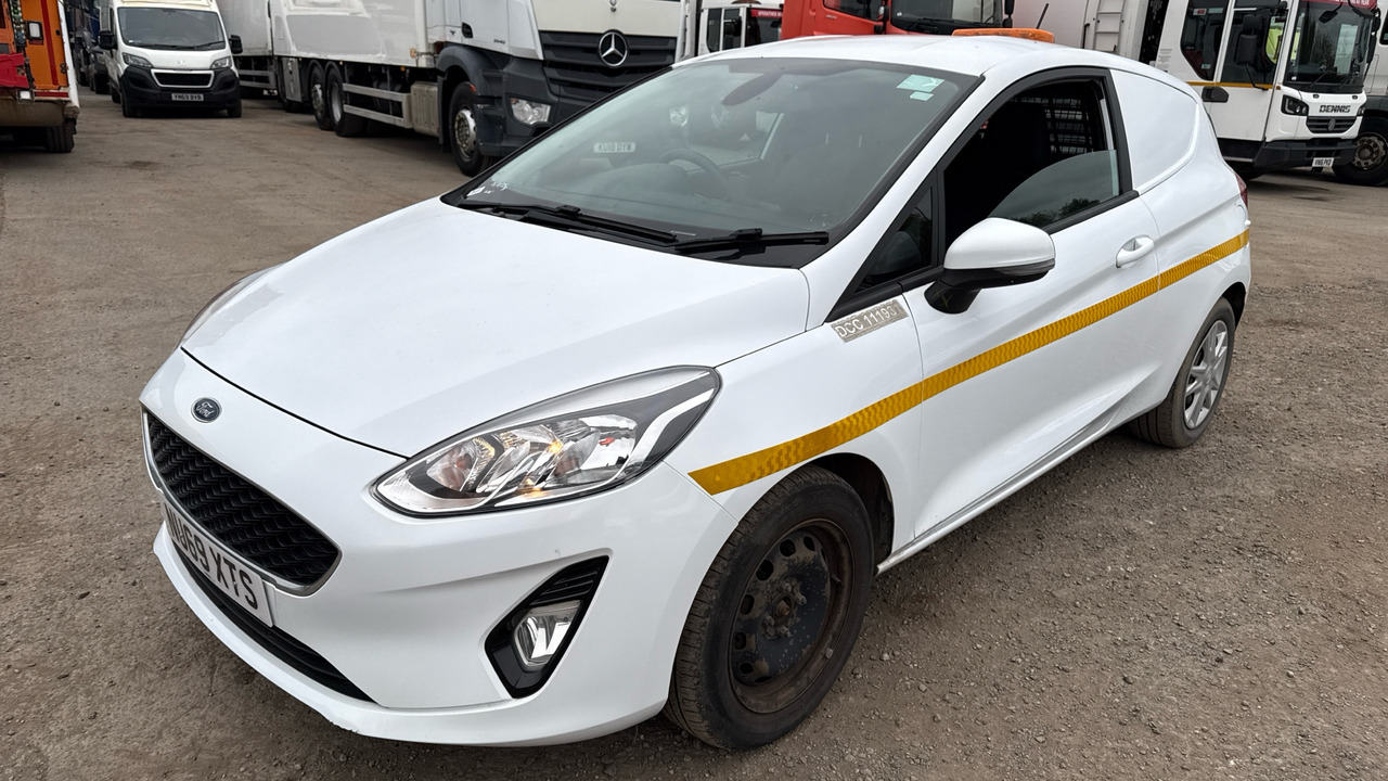 Ford Fiesta 1.5 TDCI - Легковий автомобіль: фото 2 Ford Fiesta 1.5 TDCI - Легковий автомобіль: фото 2