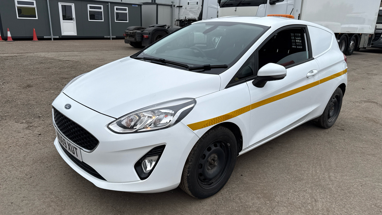 Ford Fiesta 1.5 TDCi - Легковий автомобіль: фото 2 Ford Fiesta 1.5 TDCi - Легковий автомобіль: фото 2