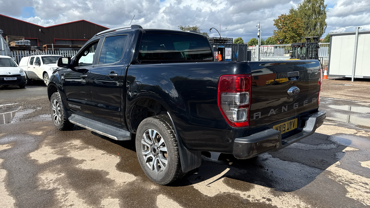 Ford Ranger WILDTRAK 3.2 TDCI 200PS - Пікап, Вантажопасажирський фургон: фото 3 Ford Ranger WILDTRAK 3.2 TDCI 200PS - Пікап, Вантажопасажирський фургон: фото 3