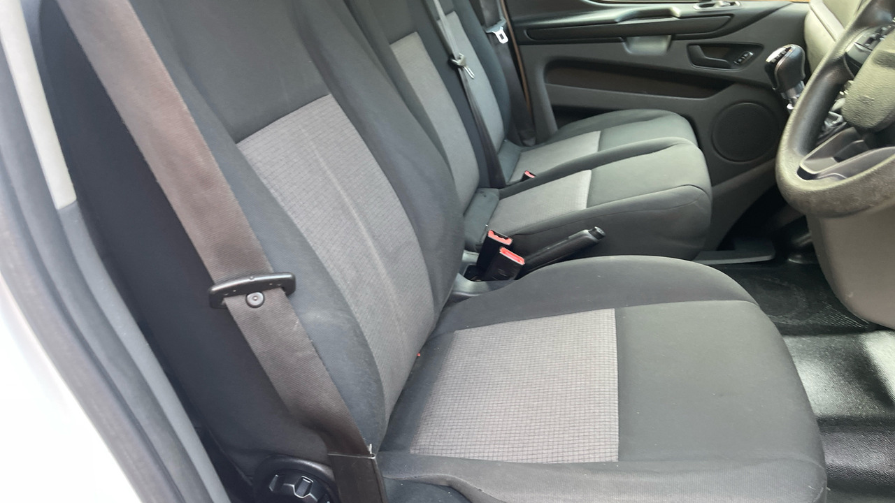 Ford Transit 340 2.0 TDCi 130PS - Легковий фургон: фото 5 Ford Transit 340 2.0 TDCi 130PS - Легковий фургон: фото 5