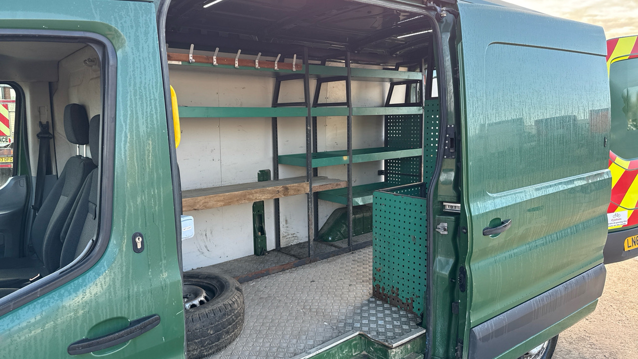 Суцільнометалевий фургон Ford Transit 350 2.0 TDCi 130ps: фото 13