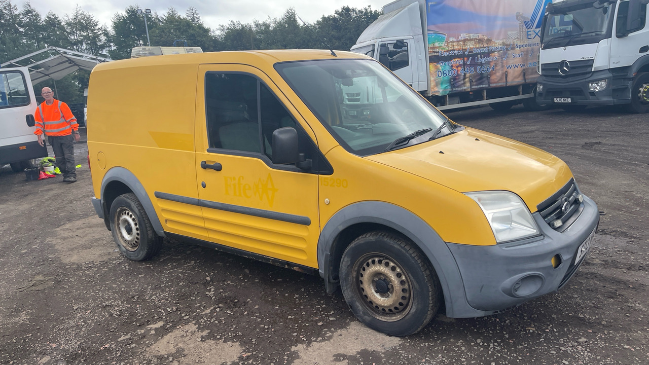 Ford Transit Connect 200 1.8 TDCi 75ps - Легковий фургон: фото 1 Ford Transit Connect 200 1.8 TDCi 75ps - Легковий фургон: фото 1