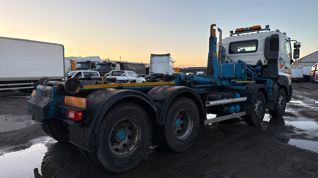 HINO 700 3241 - Гаковий мультиліфт вантажівка: фото 4 HINO 700 3241 - Гаковий мультиліфт вантажівка: фото 4