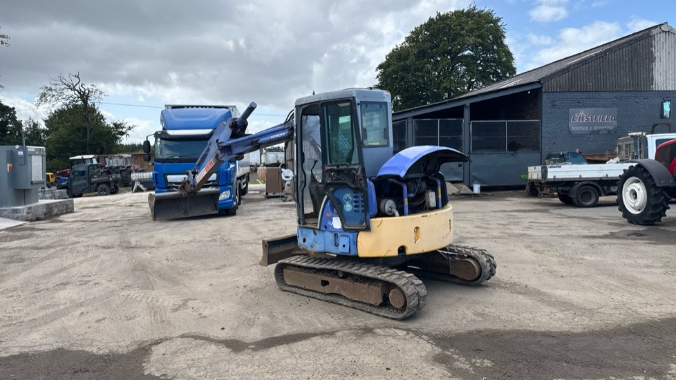 HITACHI EX40UR-3 - Міні-екскаватор: фото 3 HITACHI EX40UR-3 - Міні-екскаватор: фото 3