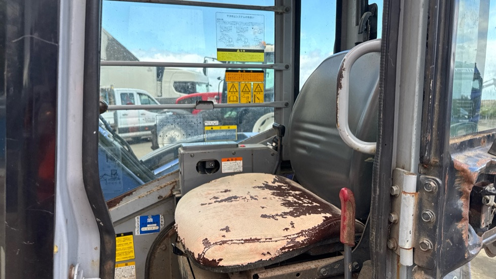 HITACHI EX40UR-3 - Міні-екскаватор: фото 5 HITACHI EX40UR-3 - Міні-екскаватор: фото 5