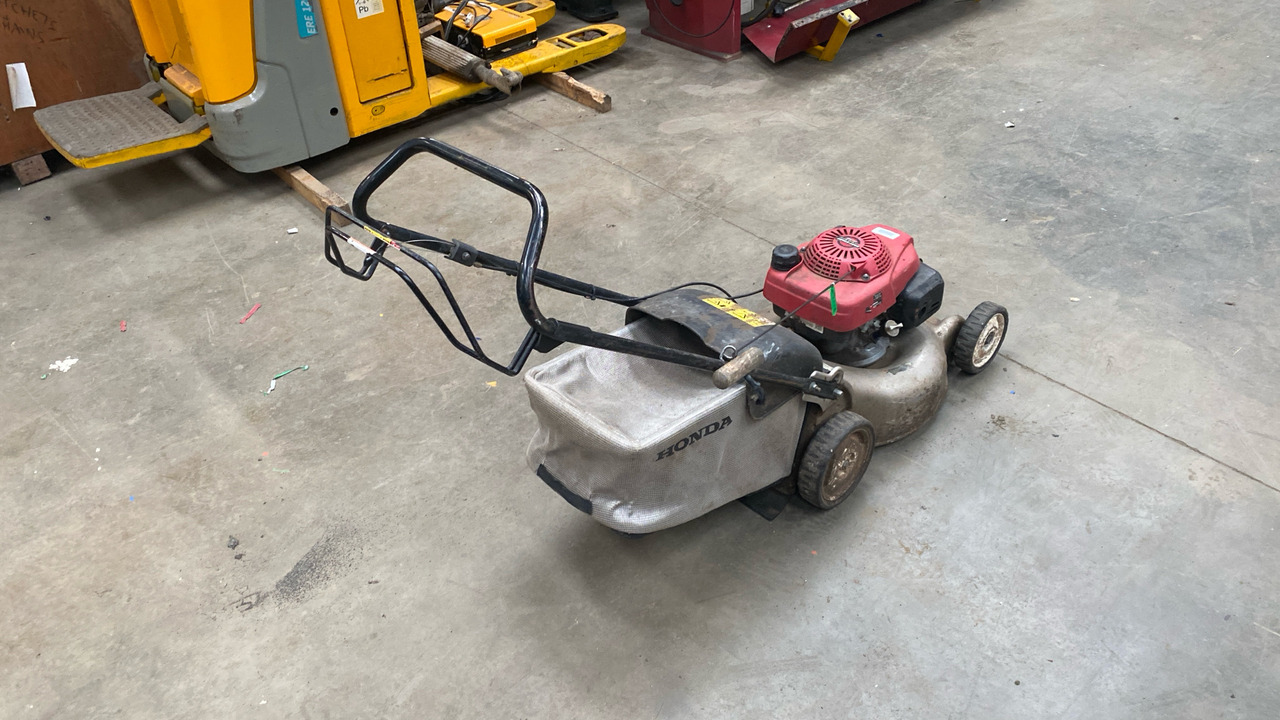 HONDA GCV 130 MOWER - Будівельне обладнання: фото 4 HONDA GCV 130 MOWER - Будівельне обладнання: фото 4